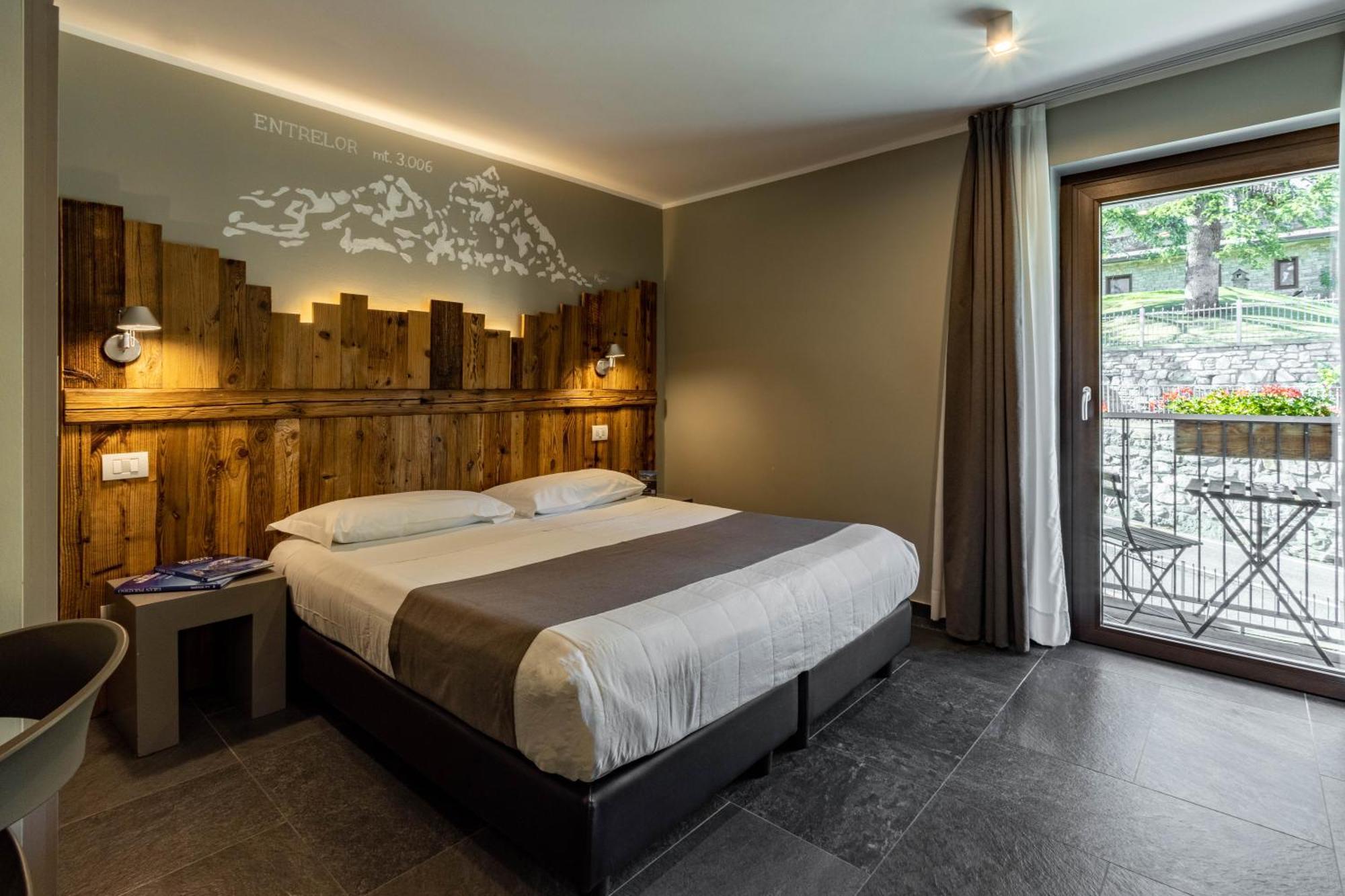 Monte Emilius Hotel 3*