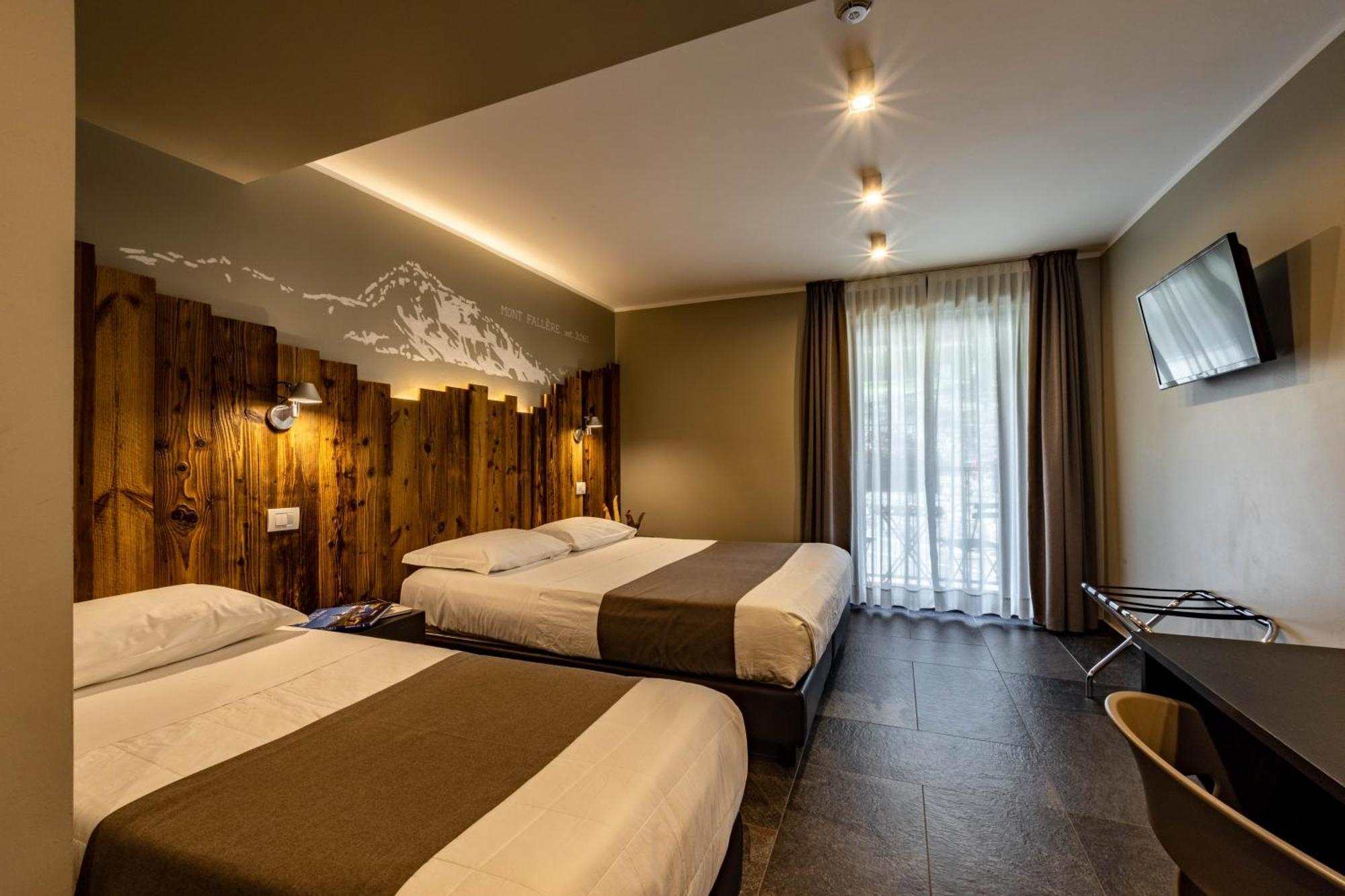 Monte Emilius Hotel