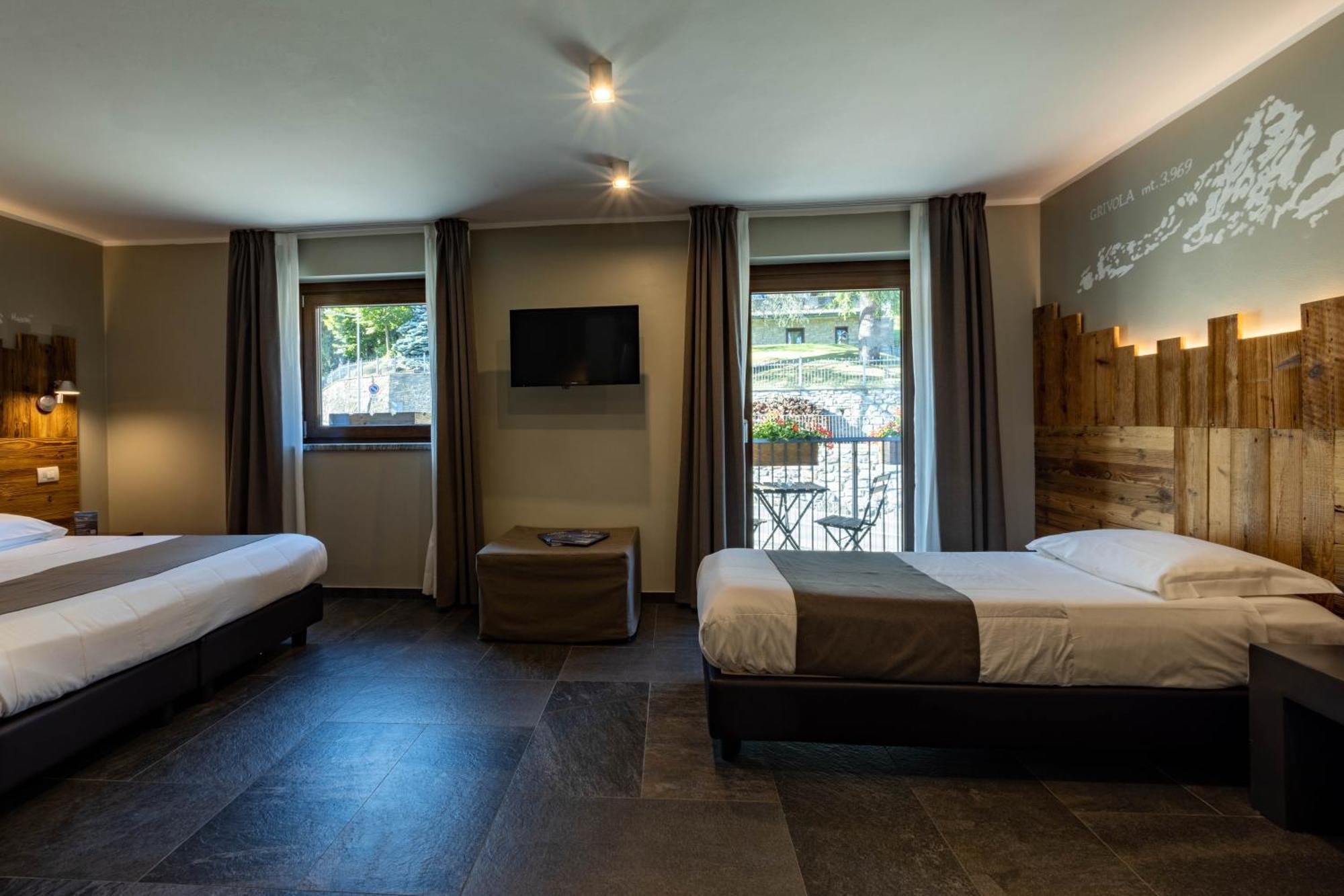 Hotel Monte Emilius 3*